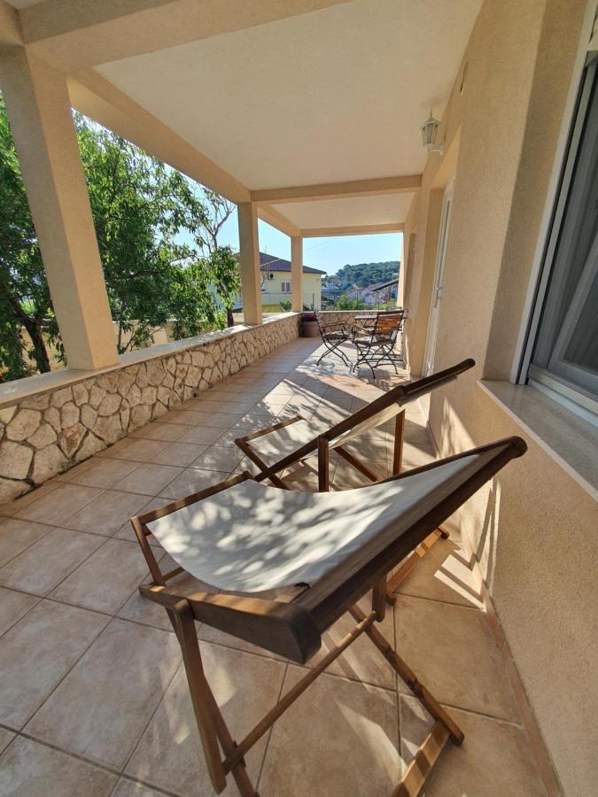 Appartement Nonna Vittoria 1 à Mali Lošinj Extérieur photo